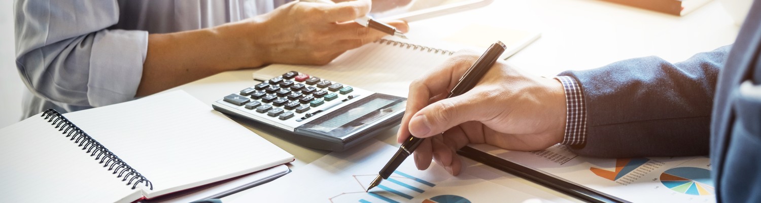 business-man-financial-inspector-secretary-making-report-calculating-checking-balance-internal-revenue-service-inspector-checking-document-audit-concept-jpg - CC Val Essonne
