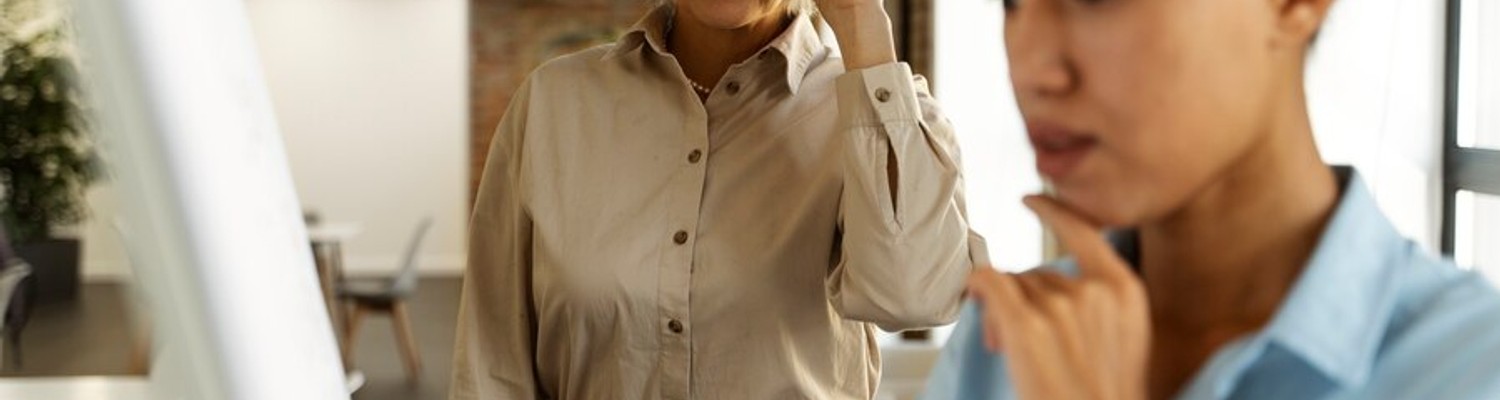 femme-reflechir-jpg - CC Val Essonne
